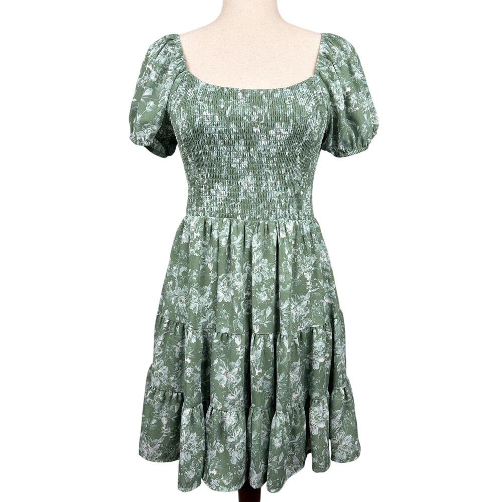 Altar’d State Green Floral Smocked Puff Sleeve Tiered Dress Size M